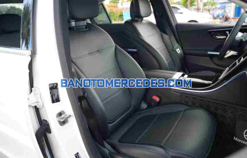 Mercedes Benz C class C200 Avantgarde 2025 - Giá tốt