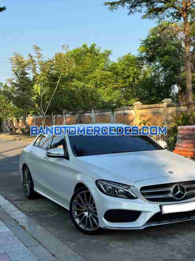 Bán Mercedes Benz C class C300 AMG 2017 - giá tốt